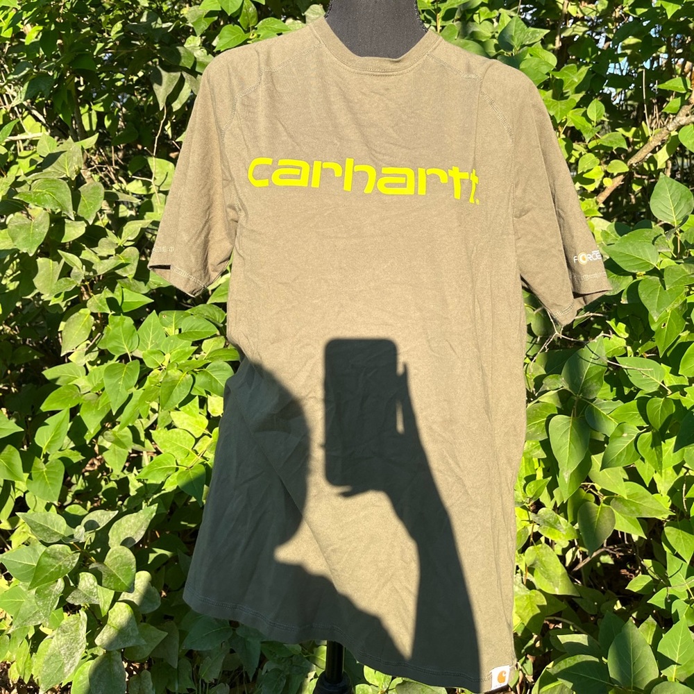 army green carhartt tshirt